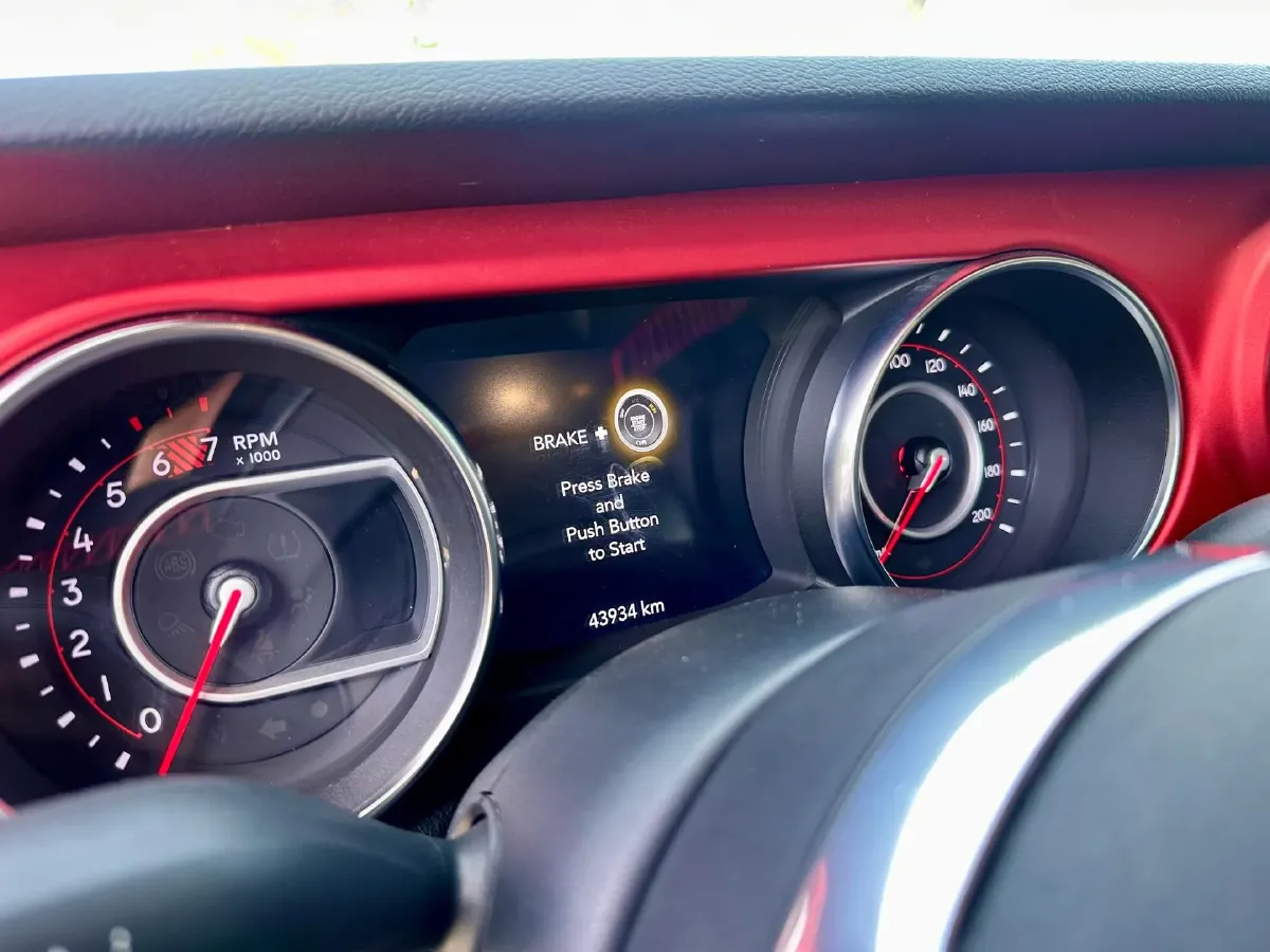 2020 Jeep Wrangler 2.0T 266HP L4 8AT,autocango,china used car exporter,china ev exporter,chinese used car exporter,chinese used ev exporter