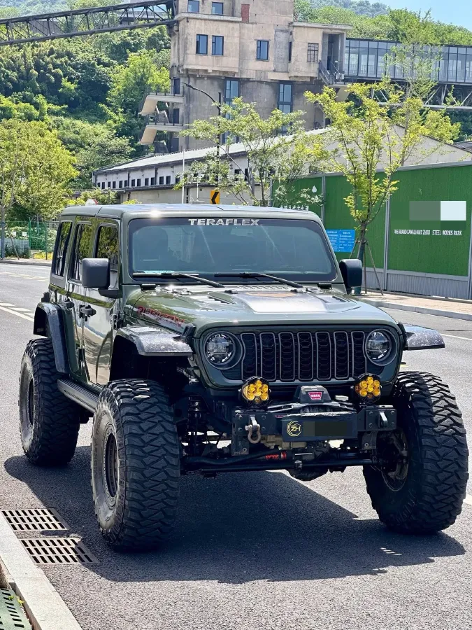 2020 Jeep Wrangler 2.0T 266HP L4 8AT,autocango,china used car exporter,china ev exporter,chinese used car exporter,chinese used ev exporter