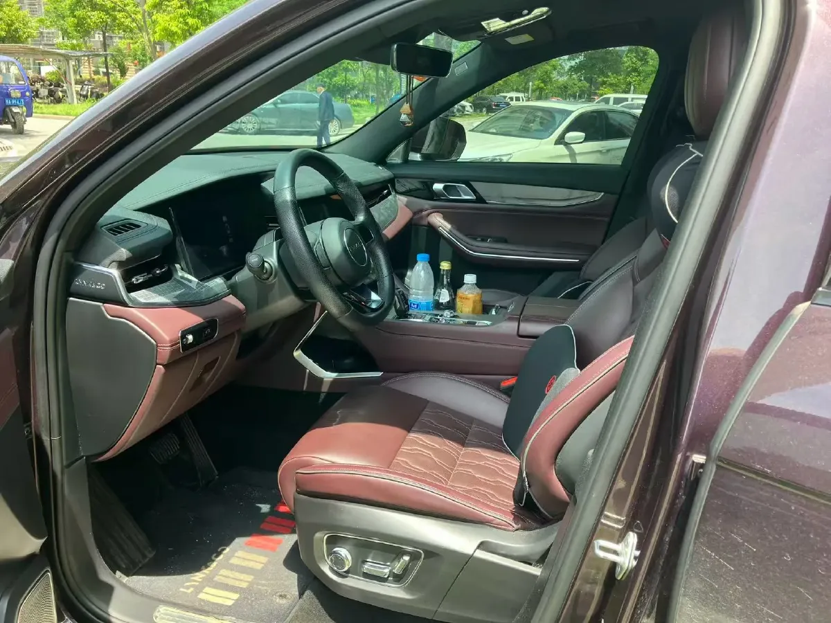 2021 Kia Carnival 2.0T 233HP L4 8AT,autocango,china used car exporter,china ev exporter,chinese used car exporter,chinese used ev exporter