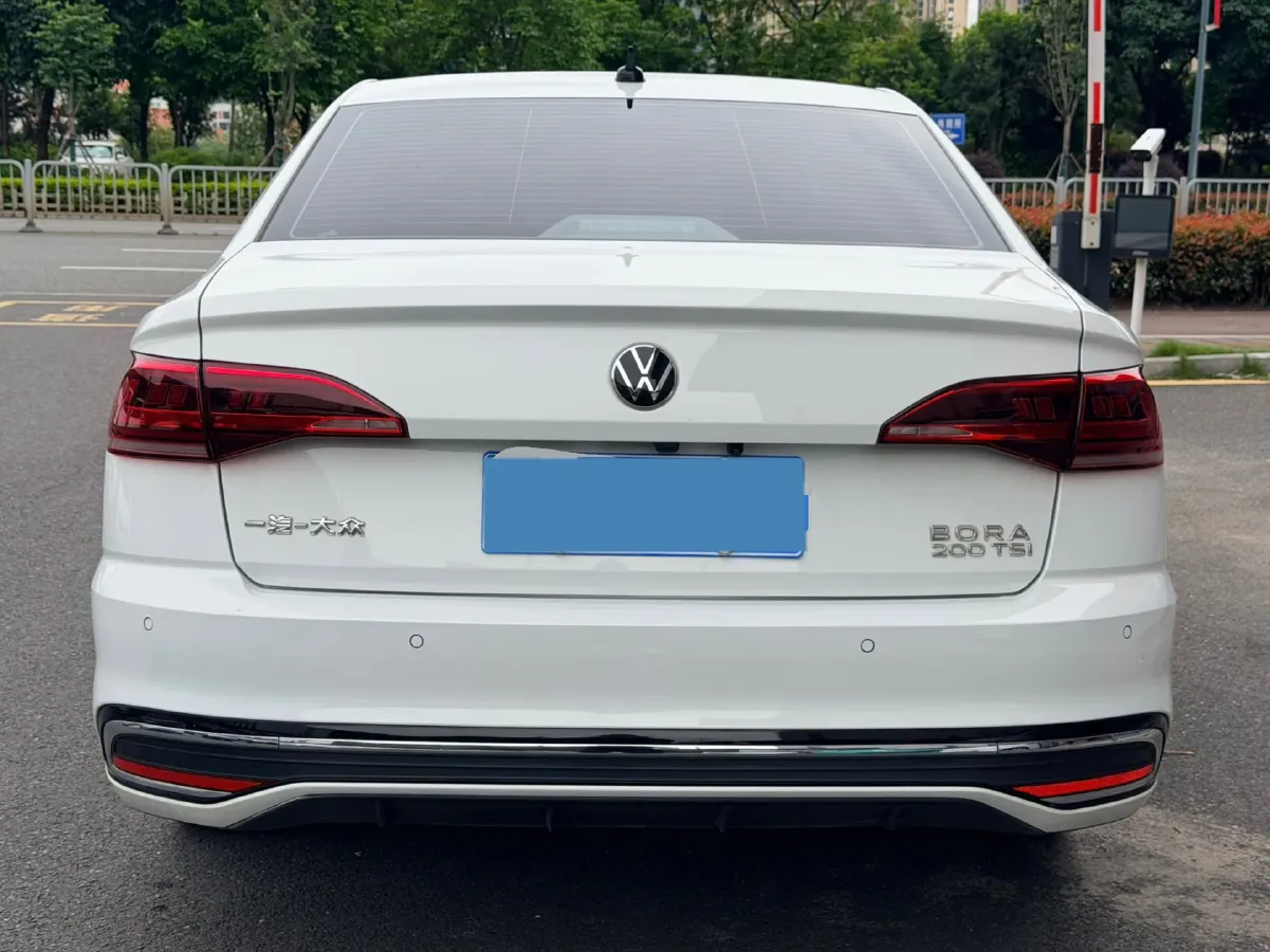 2023 Volkswagen Bora 1.2T 116HP L4 7DCT,autocango,china used car exporter,china ev exporter,chinese used car exporter,chinese used ev exporter