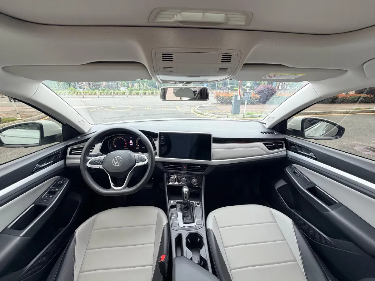 2023 Volkswagen Bora 1.2T 116HP L4 7DCT,autocango,china used car exporter,china ev exporter,chinese used car exporter,chinese used ev exporter