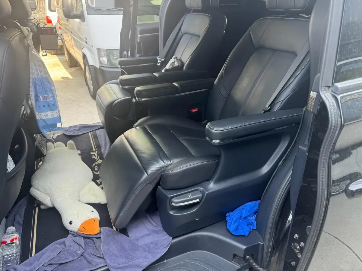 2021 GAC Trumpchi M8 2.0T 252HP L4 8AT,autocango,china used car exporter,china ev exporter,chinese used car exporter,chinese used ev exporter