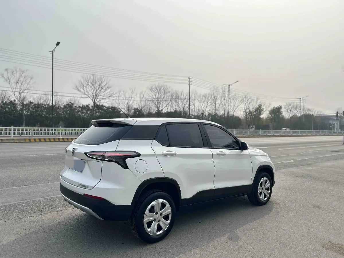 2021 BaoJun 510 1.5L 99HP L4 6MT,autocango,china used car exporter,china ev exporter,chinese used car exporter,chinese used ev exporter
