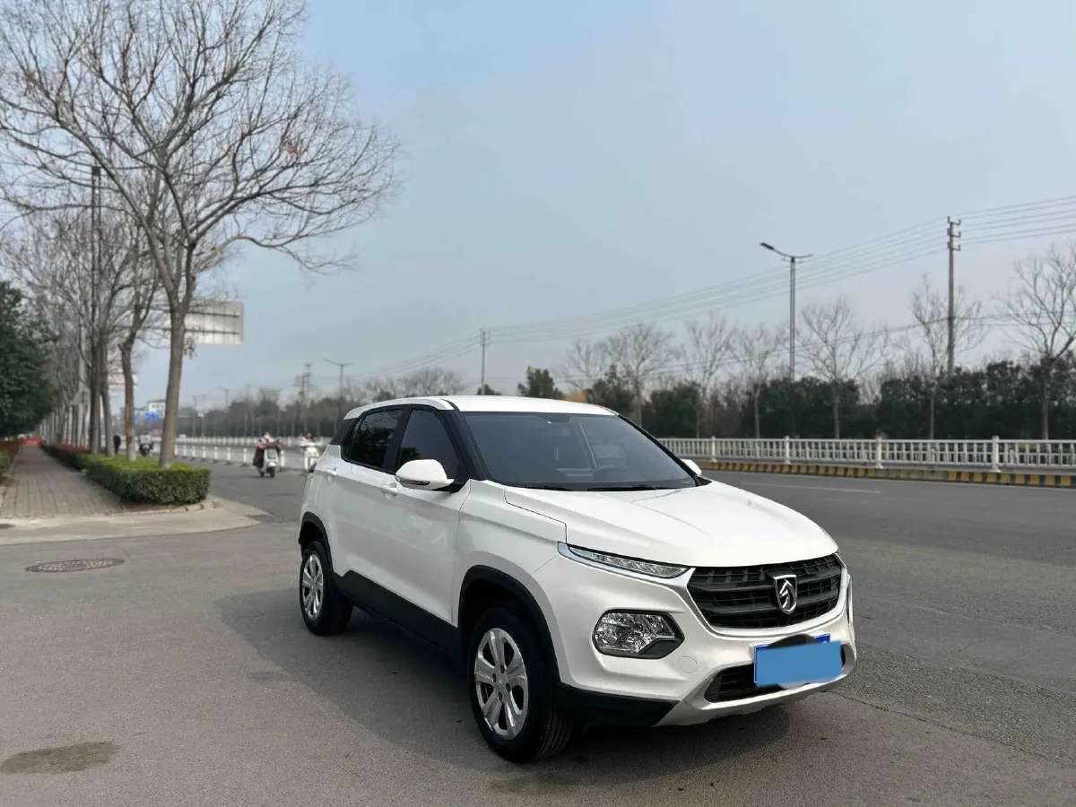 2021 BaoJun 510 1.5L 99HP L4 6MT,autocango,china used car exporter,china ev exporter,chinese used car exporter,chinese used ev exporter