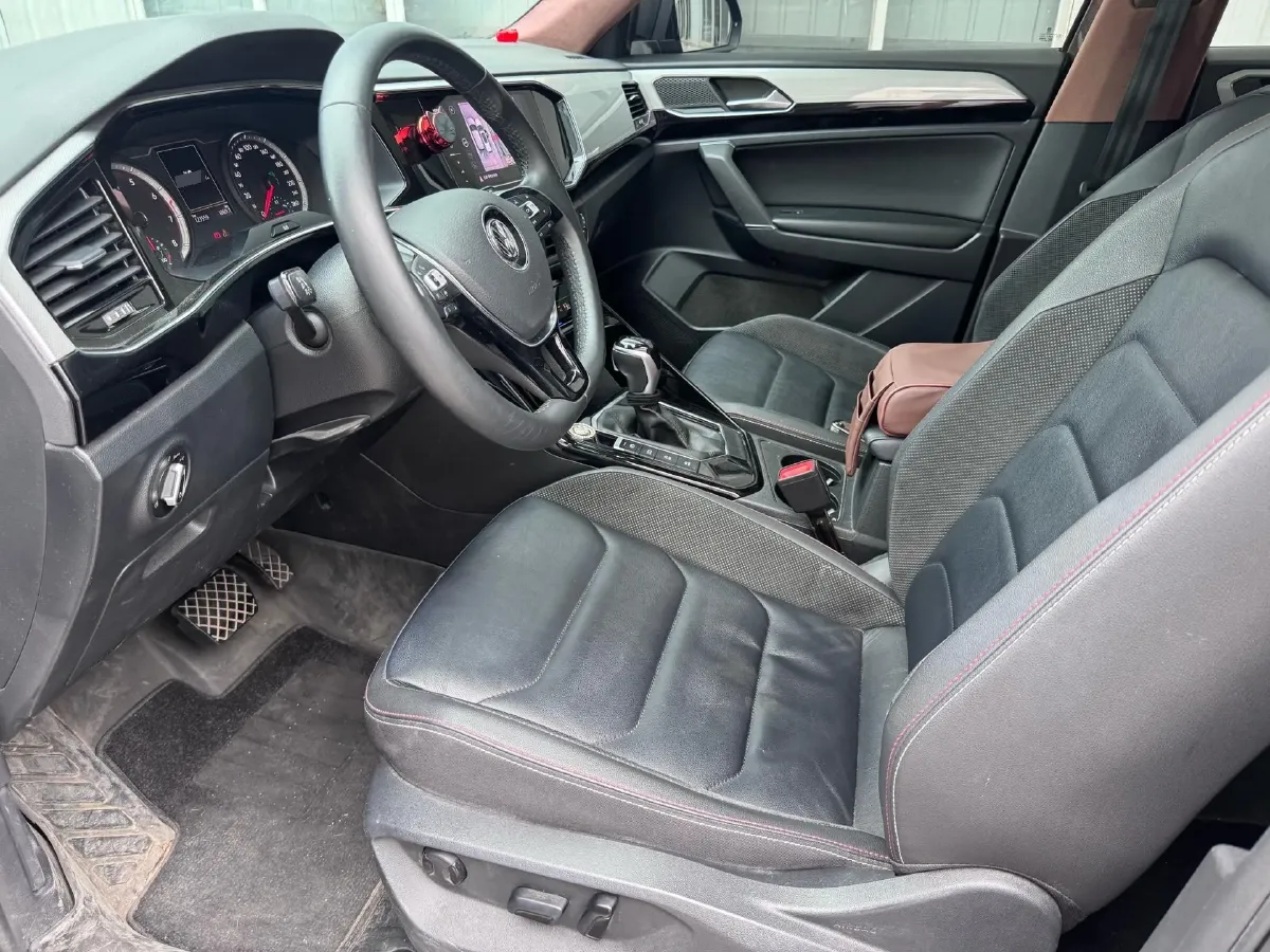 2020 Volkswagen Tayron 2.0T 186HP L4 7DCT,autocango,china used car exporter,china ev exporter,chinese used car exporter,chinese used ev exporter