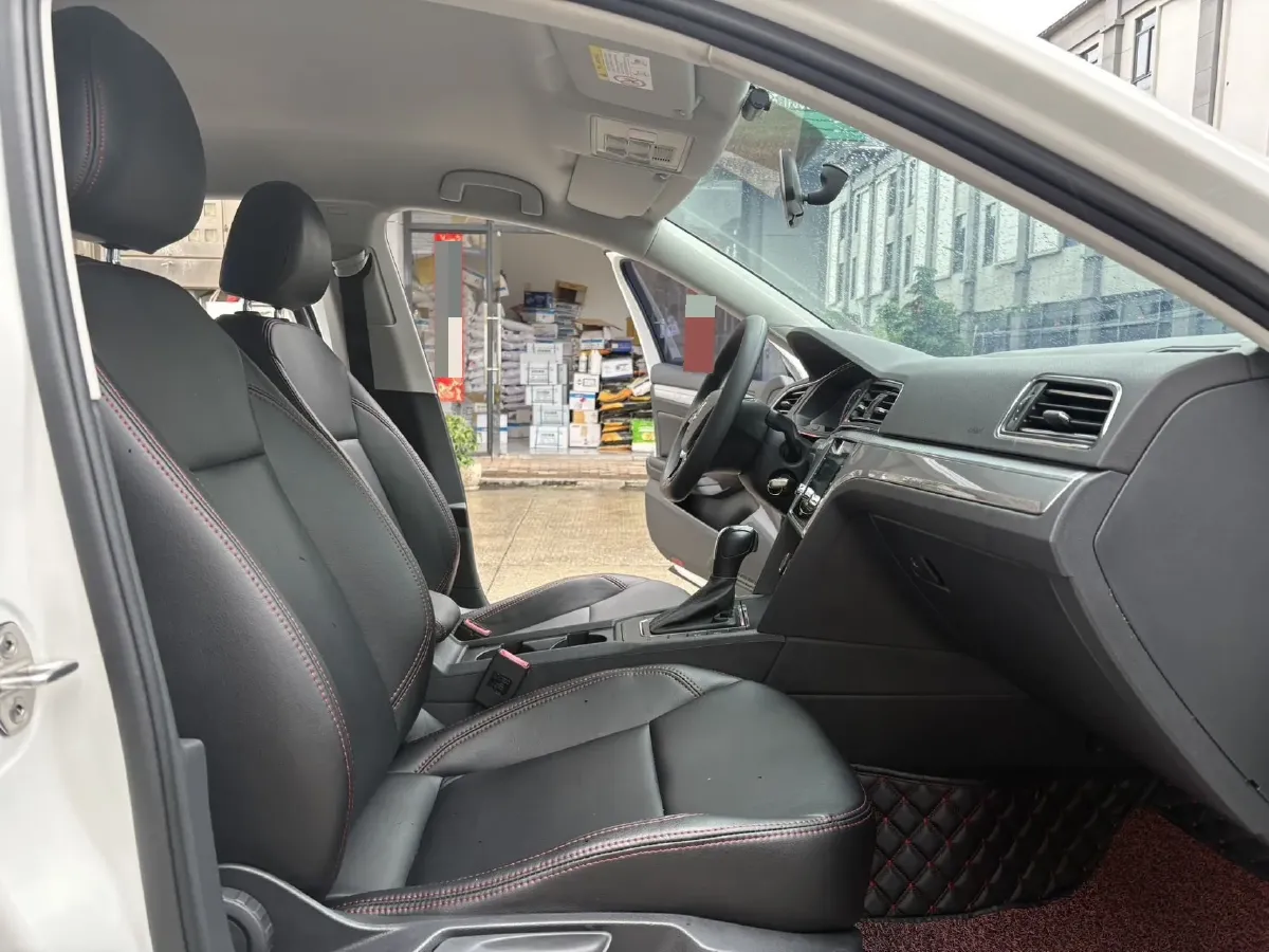 2019 Volkswagen T-Cross 1.4T 150HP L4 7DCT,autocango,china used car exporter,china ev exporter,chinese used car exporter,chinese used ev exporter