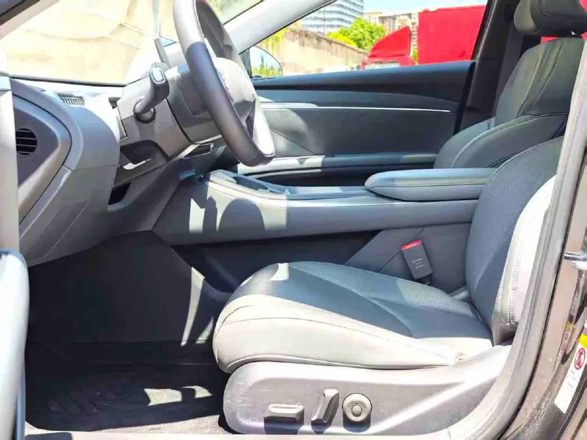 2025 Xpeng MONA M03 BEV,autocango,china used car exporter,china ev exporter,chinese used car exporter,chinese used ev exporter