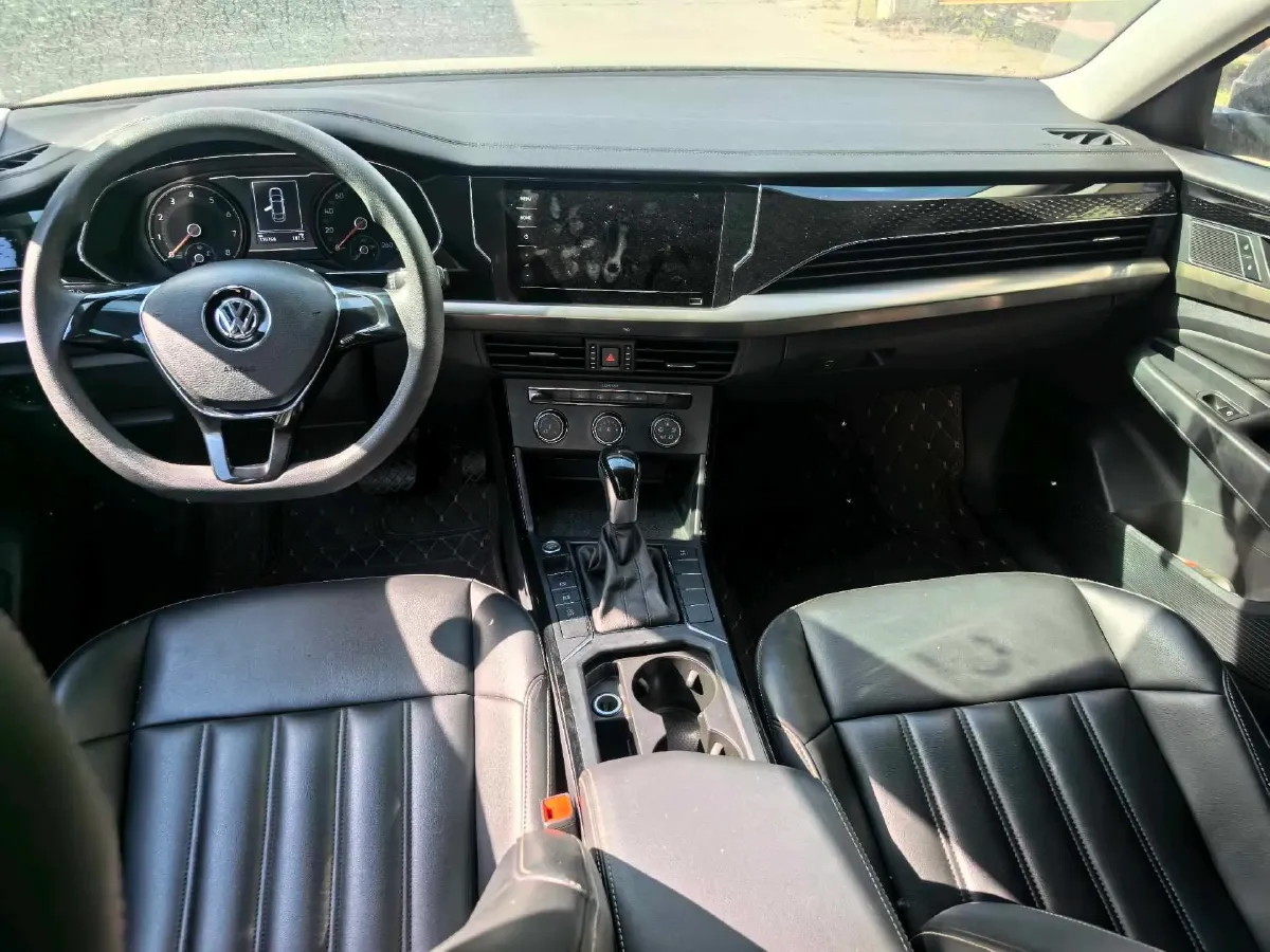 2020 Volkswagen Passat 1.4T 150HP L4 7DCT,autocango,china used car exporter,china ev exporter,chinese used car exporter,chinese used ev exporter
