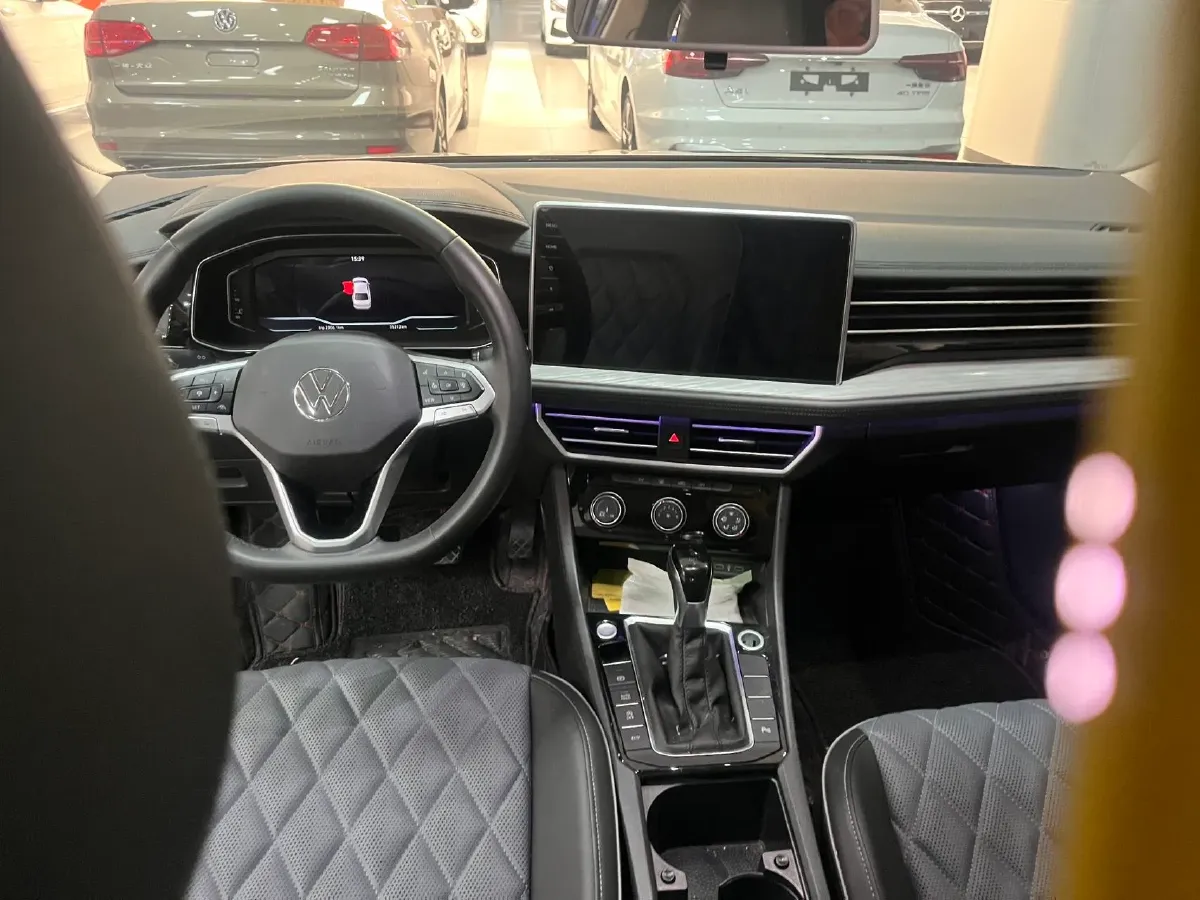 2023 Volkswagen Sagitar 1.5T 160HP L4 7DCT,autocango,china used car exporter,china ev exporter,chinese used car exporter,chinese used ev exporter