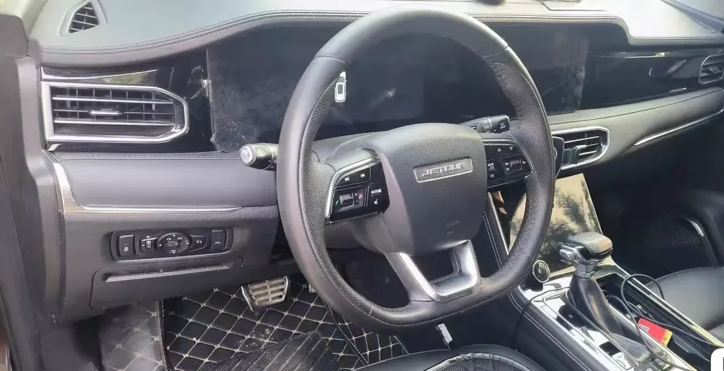 2020 Jetour X90 1.6T 197HP L4 7DCT,autocango,china used car exporter,china ev exporter,chinese used car exporter,chinese used ev exporter