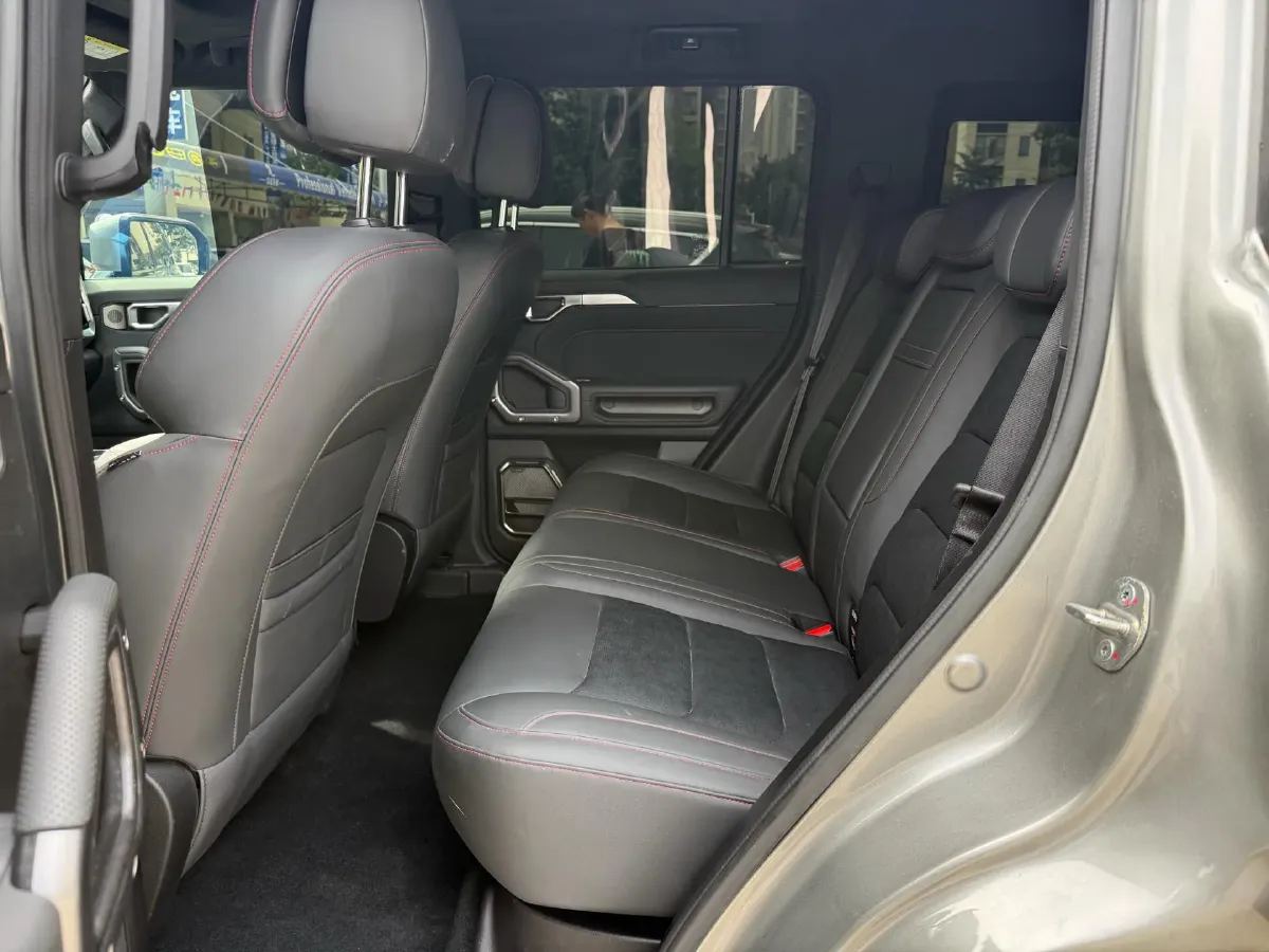2023 Jetour Traveller 2.0T 254HP L4 8AT,autocango,china used car exporter,china ev exporter,chinese used car exporter,chinese used ev exporter