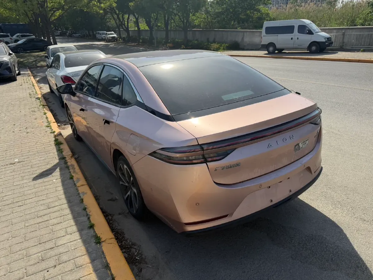 2022 ChangAn Oshan Z6 1.5T 170HP L4 6TCT PHEV 28.4KWH,autocango,china used car exporter,china ev exporter,chinese used car exporter,chinese used ev exporter