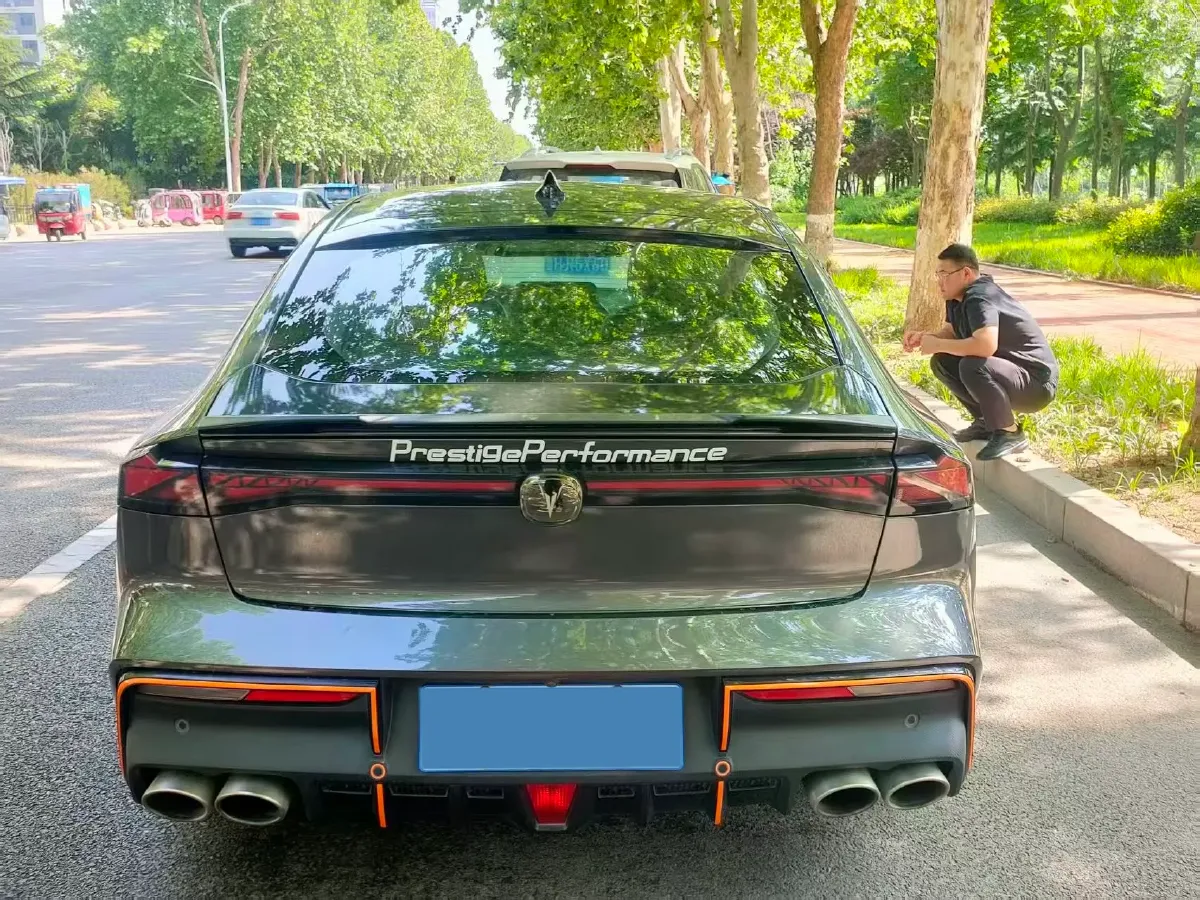 2022 ChangAn UNI-V 1.5T 188HP L4 7DCT,autocango,china used car exporter,china ev exporter,chinese used car exporter,chinese used ev exporter