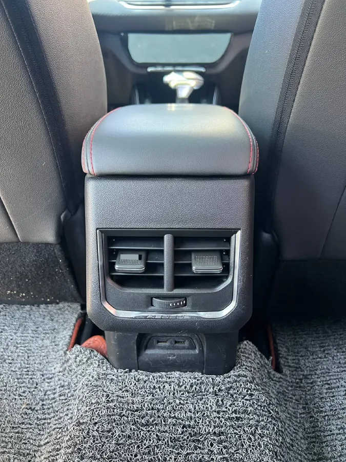 2020 DongFeng Aeolus YiXuan 1.5T 150HP L4 6DCT,autocango,china used car exporter,china ev exporter,chinese used car exporter,chinese used ev exporter