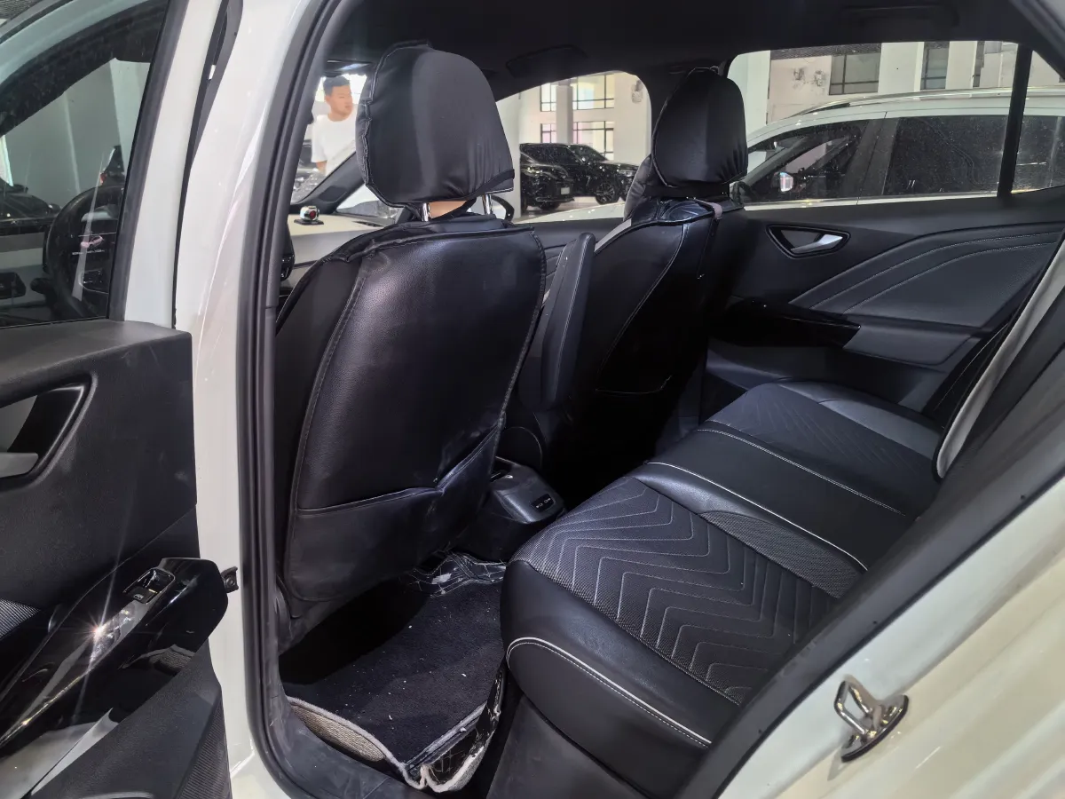 2024 Volkswagen ID.3 BEV 52.8KWH,autocango,china used car exporter,china ev exporter,chinese used car exporter,chinese used ev exporter