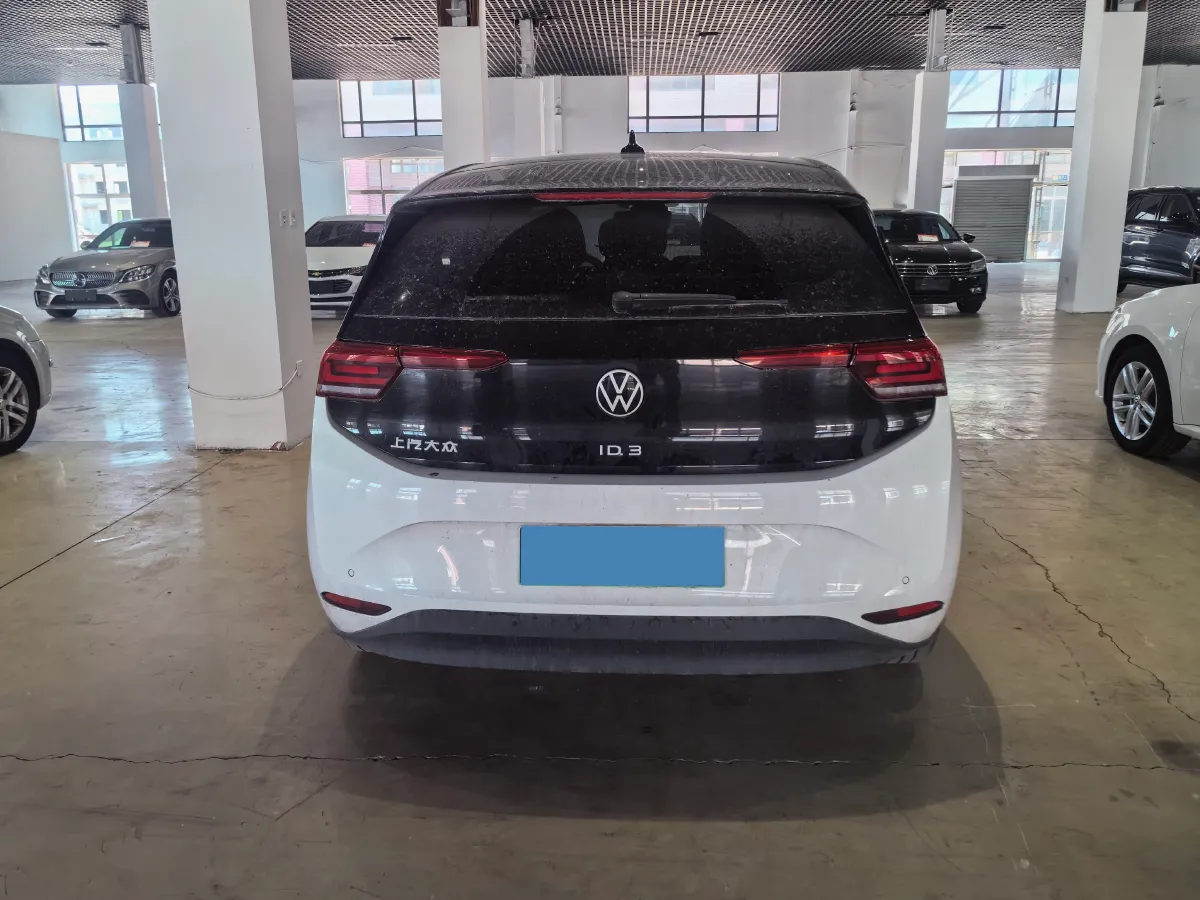 2024 Volkswagen ID.3 BEV 52.8KWH,autocango,china used car exporter,china ev exporter,chinese used car exporter,chinese used ev exporter