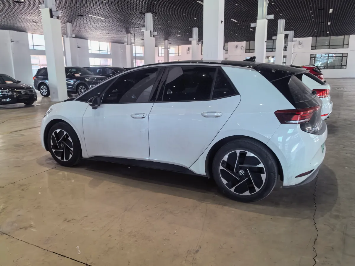 2024 Volkswagen ID.3 BEV 52.8KWH,autocango,china used car exporter,china ev exporter,chinese used car exporter,chinese used ev exporter