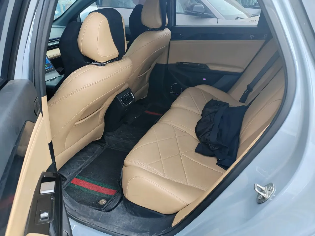 2023 Geely Galaxy L6 1.5T 163HP L4 3DHT PHEV,autocango,china used car exporter,china ev exporter,chinese used car exporter,chinese used ev exporter