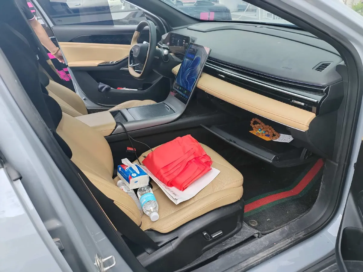 2023 Geely Galaxy L6 1.5T 163HP L4 3DHT PHEV,autocango,china used car exporter,china ev exporter,chinese used car exporter,chinese used ev exporter