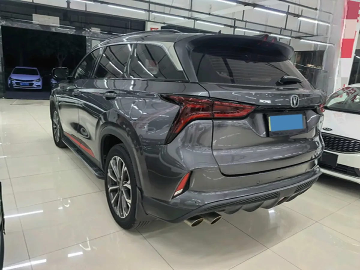 2021 ChangAn CS75 Plus 2.0T 233HP L4 8AT,autocango,china used car exporter,china ev exporter,chinese used car exporter,chinese used ev exporter