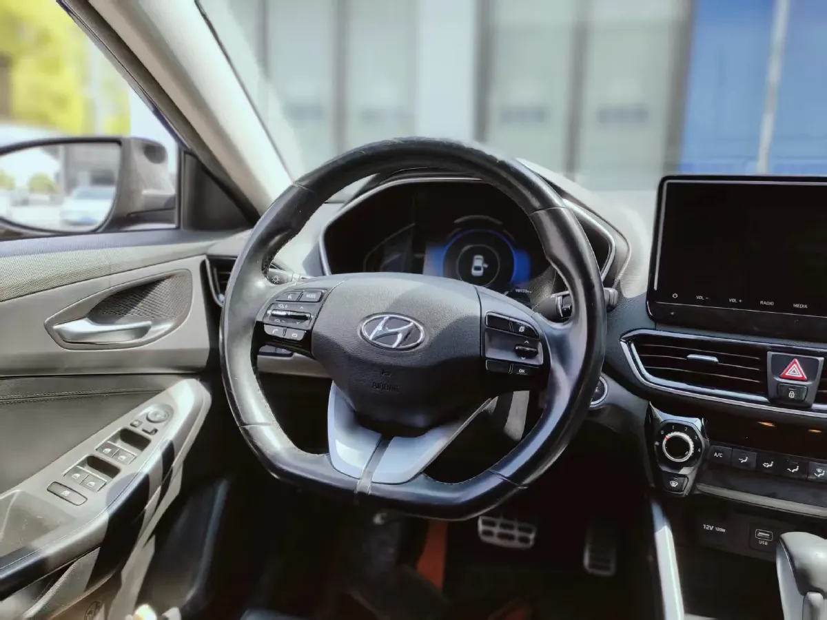 2019 Hyundai La Festa 1.6T 190HP L4 7DCT,autocango,china used car exporter,china ev exporter,chinese used car exporter,chinese used ev exporter