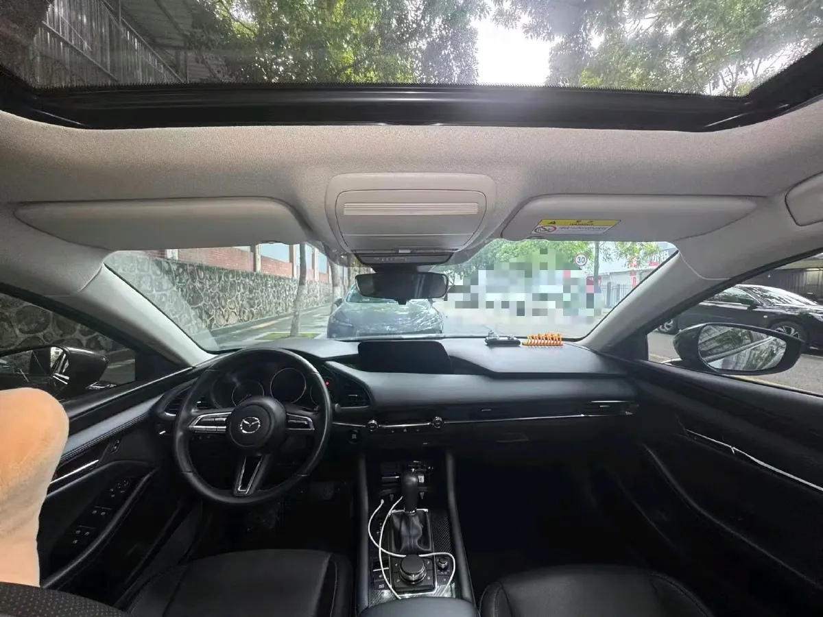 2022 Mazda 3 Axela 2.0L 158HP L4 6AT,autocango,china used car exporter,china ev exporter,chinese used car exporter,chinese used ev exporter