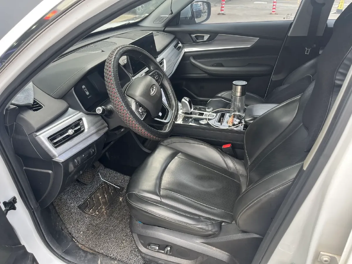 2022 Chery Tiggo 8 Plus 2.0T 254HP L4 7DCT,autocango,china used car exporter,china ev exporter,chinese used car exporter,chinese used ev exporter