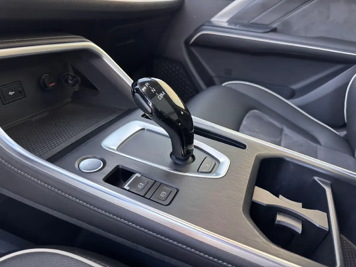 2021 Haval H6 1.5T 169HP L4 7DCT,autocango,china used car exporter,china ev exporter,chinese used car exporter,chinese used ev exporter