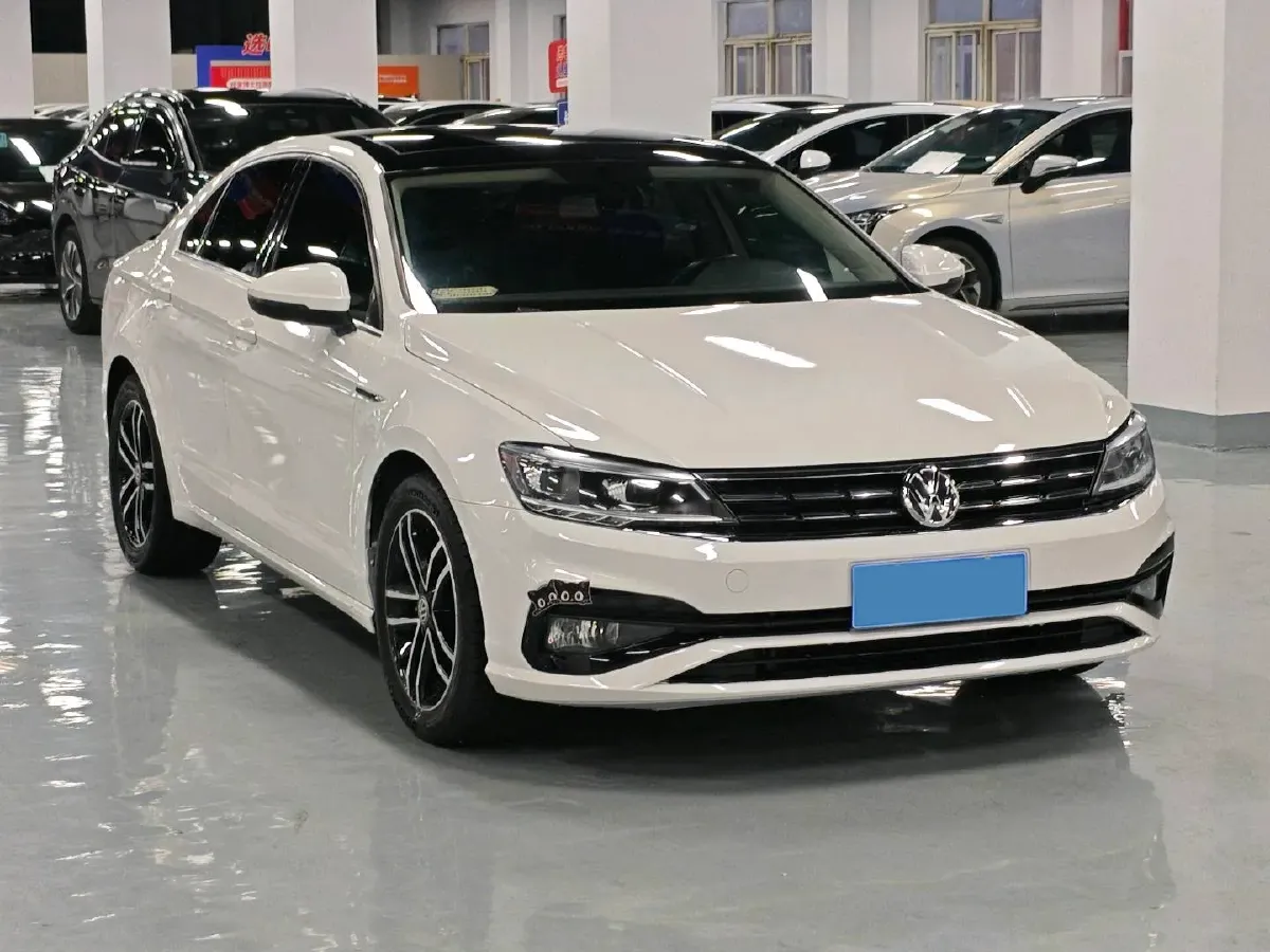 2019 Volkswagen Passat 1.4T 150HP L4 7DCT,autocango,china used car exporter,china ev exporter,chinese used car exporter,chinese used ev exporter