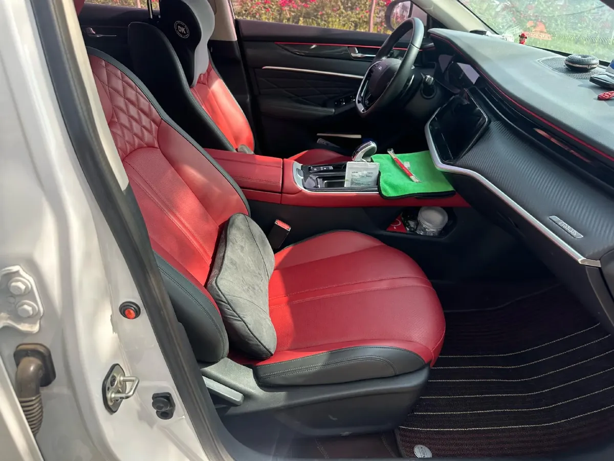 2021 DongFeng Aeolus YiXuan MAX 1.5T 190HP L4 7DCT,autocango,china used car exporter,china ev exporter,chinese used car exporter,chinese used ev exporter