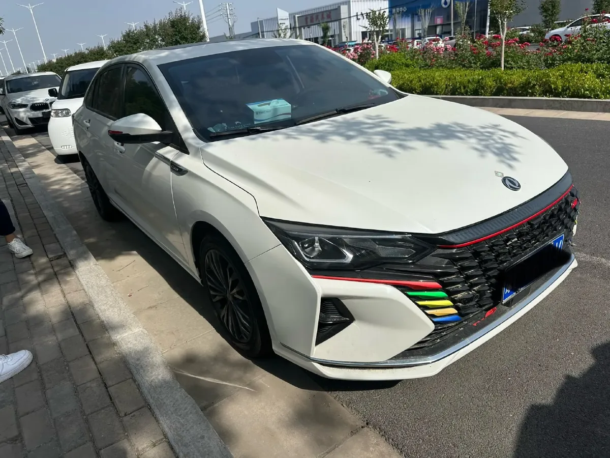 2021 DongFeng Aeolus YiXuan MAX 1.5T 190HP L4 7DCT,autocango,china used car exporter,china ev exporter,chinese used car exporter,chinese used ev exporter