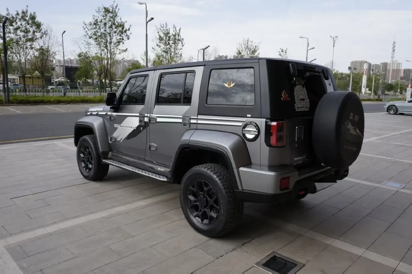 2021 Beijing BJ40 2.0T 224HP L4 8AT,autocango,china used car exporter,china ev exporter,chinese used car exporter,chinese used ev exporter