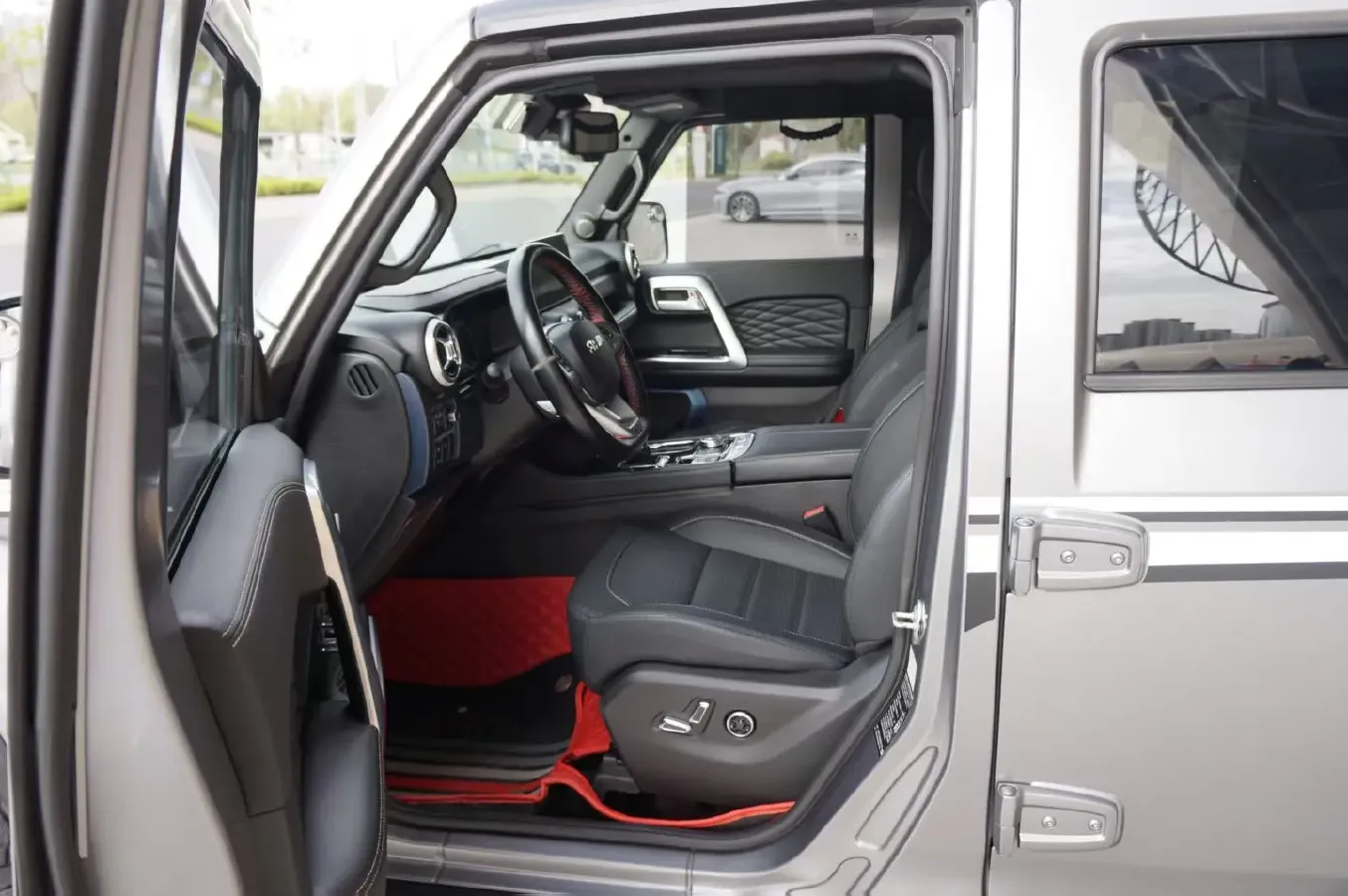 2021 Beijing BJ40 2.0T 224HP L4 8AT,autocango,china used car exporter,china ev exporter,chinese used car exporter,chinese used ev exporter