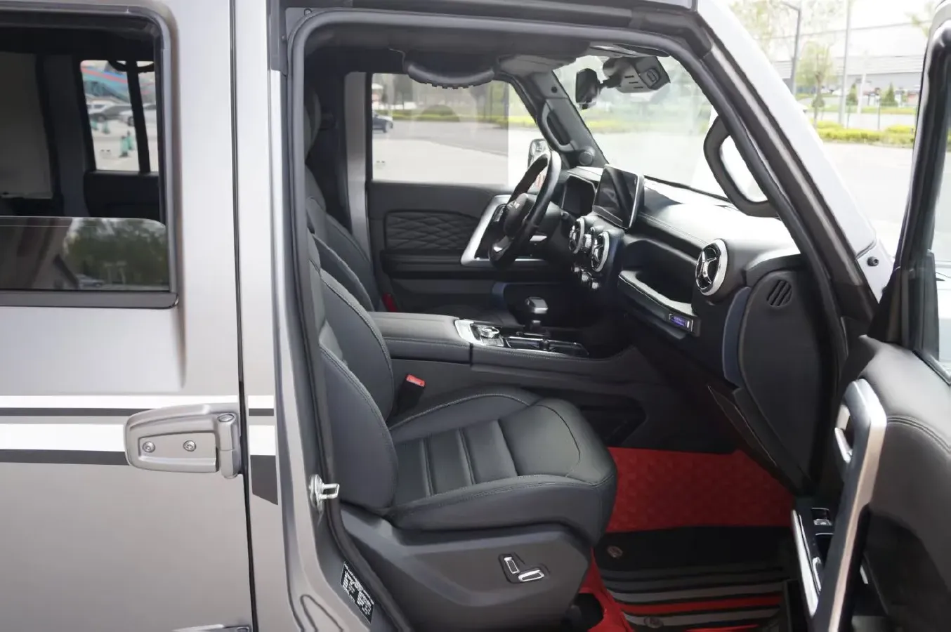2021 Beijing BJ40 2.0T 224HP L4 8AT,autocango,china used car exporter,china ev exporter,chinese used car exporter,chinese used ev exporter
