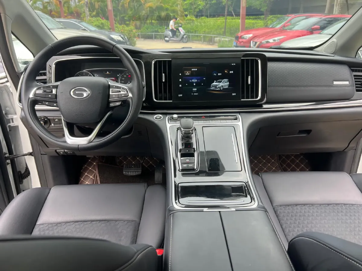 2023 GAC Trumpchi M8 2.0T 252HP L4 8AT,autocango,china used car exporter,china ev exporter,chinese used car exporter,chinese used ev exporter