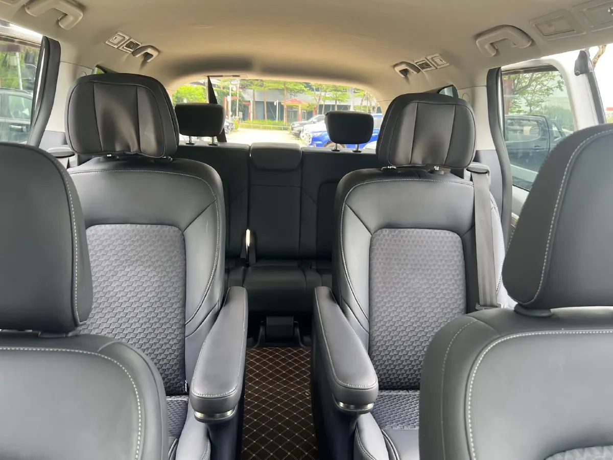 2023 GAC Trumpchi M8 2.0T 252HP L4 8AT,autocango,china used car exporter,china ev exporter,chinese used car exporter,chinese used ev exporter