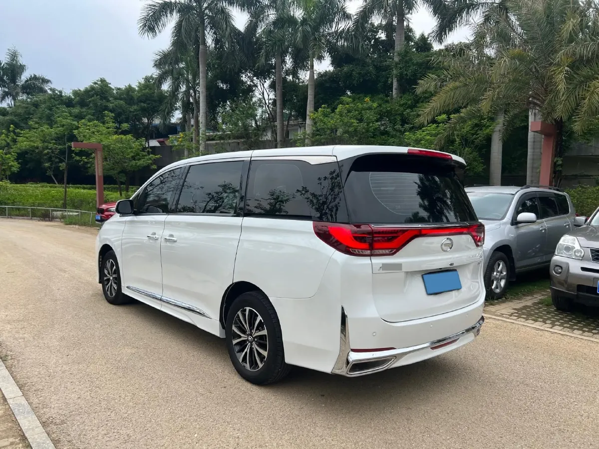 2023 GAC Trumpchi M8 2.0T 252HP L4 8AT,autocango,china used car exporter,china ev exporter,chinese used car exporter,chinese used ev exporter