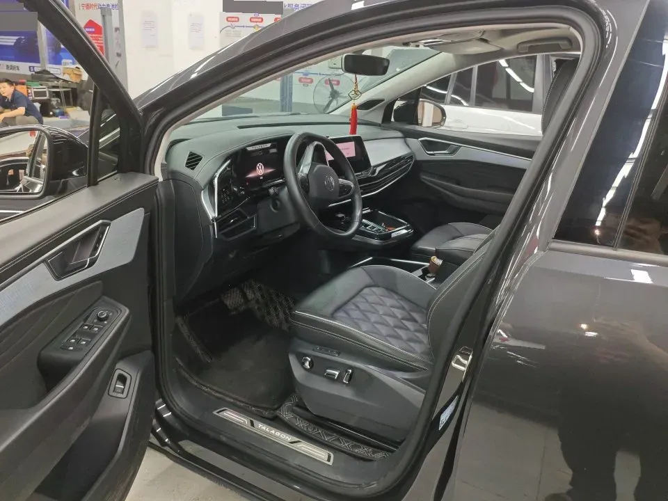 2022 Volkswagen Talagon 2.0T 220HP L4 7DCT,autocango,china used car exporter,china ev exporter,chinese used car exporter,chinese used ev exporter