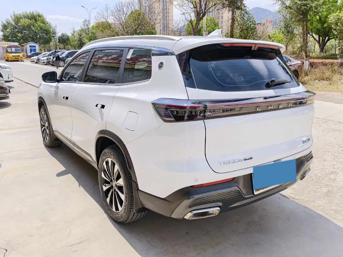 2025 Chery Tiggo 8 Plus 1.6T 197HP L4 7DCT,autocango,china used car exporter,china ev exporter,chinese used car exporter,chinese used ev exporter