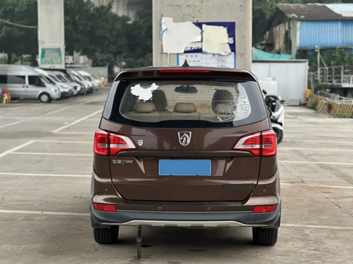 2019 BaoJun 730 1.5L 105HP L4 6MT,autocango,china used car exporter,china ev exporter,chinese used car exporter,chinese used ev exporter