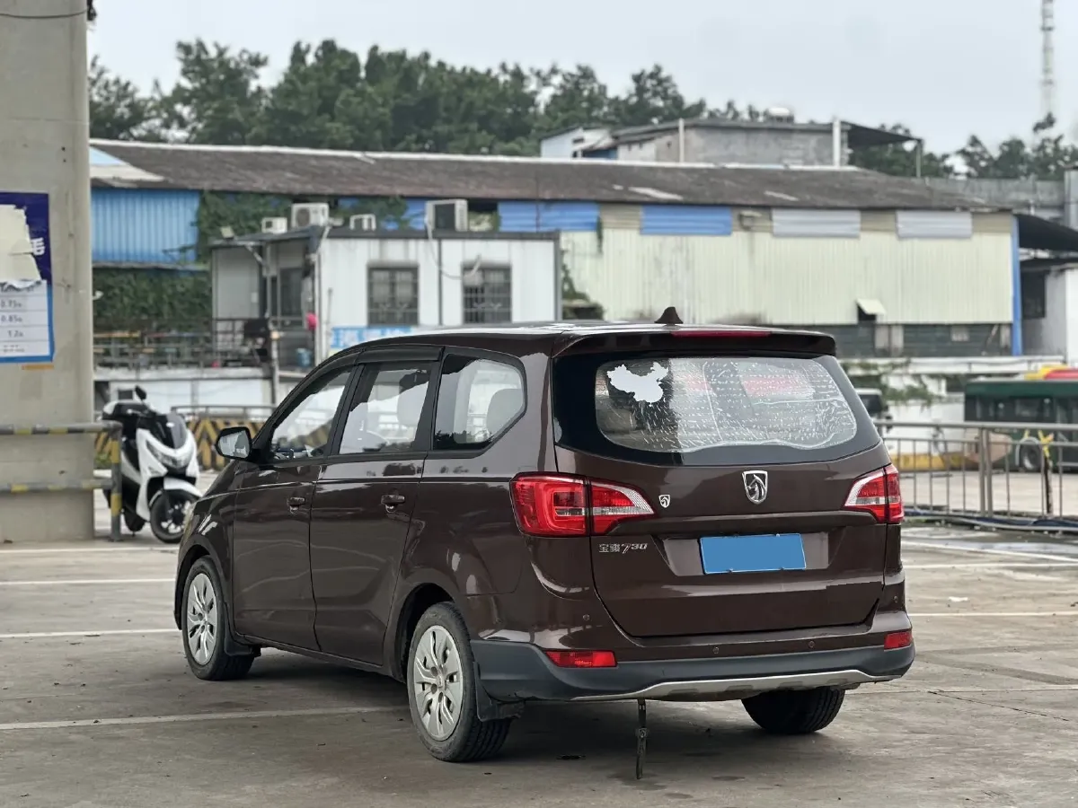 2019 BaoJun 730 1.5L 105HP L4 6MT,autocango,china used car exporter,china ev exporter,chinese used car exporter,chinese used ev exporter