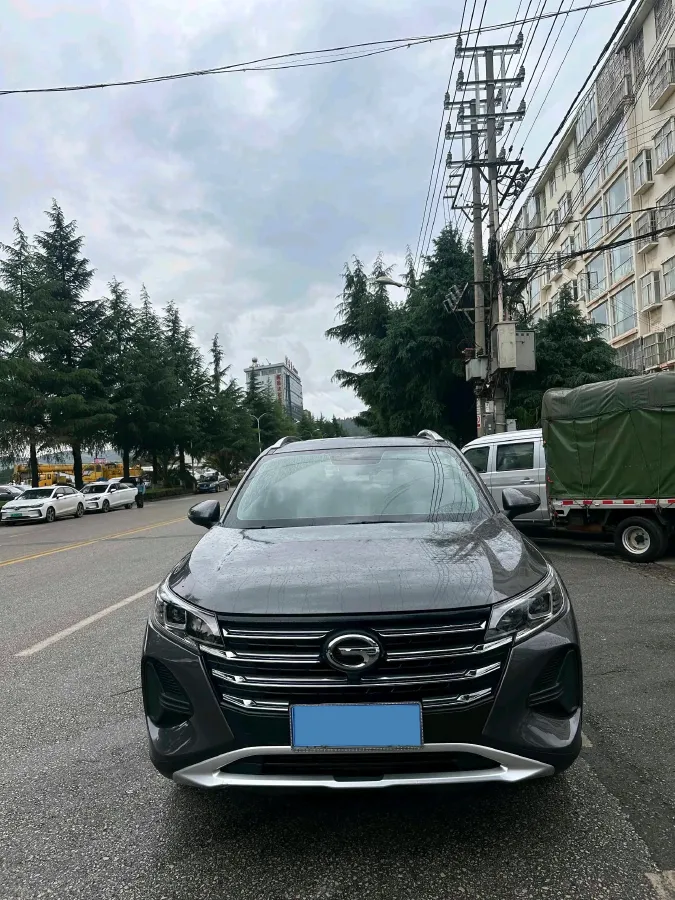 2021 GAC Trumpchi GS4 1.5T 169HP L4 6MT,autocango,china used car exporter,china ev exporter,chinese used car exporter,chinese used ev exporter