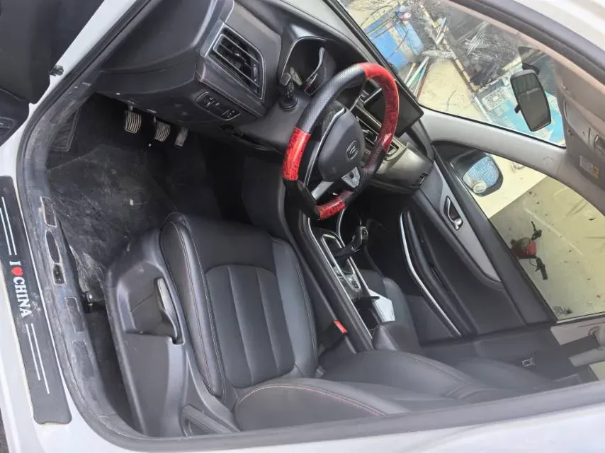 2021 ChangAn CS75 1.5T 178HP L4 6MT,autocango,china used car exporter,china ev exporter,chinese used car exporter,chinese used ev exporter