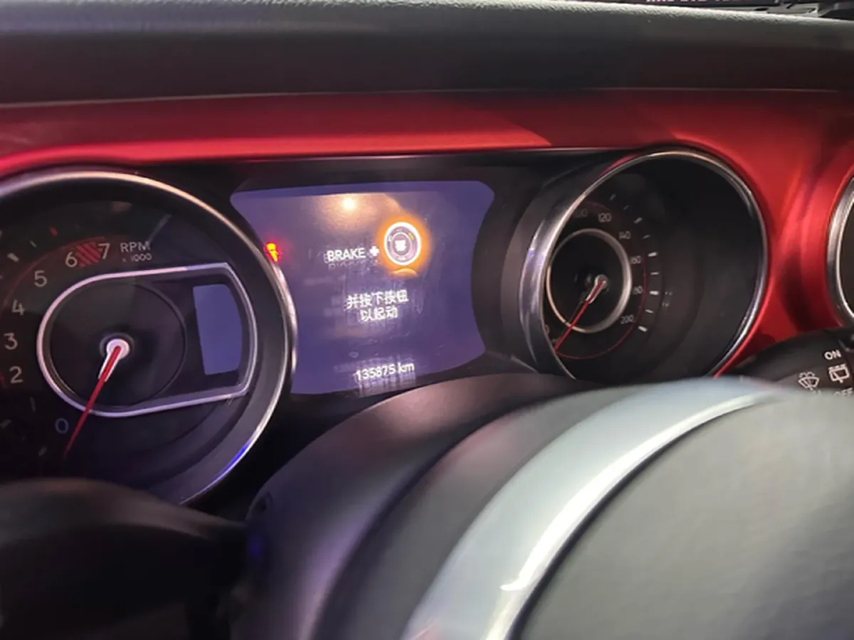 2019 Jeep Wrangler 2.0T 266HP L4 8AT,autocango,china used car exporter,china ev exporter,chinese used car exporter,chinese used ev exporter