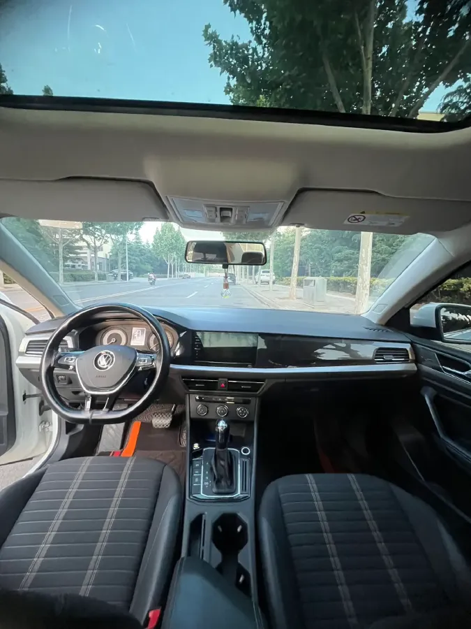 2021 Volkswagen Lavida 1.4T 150HP L4 7DCT,autocango,china used car exporter,china ev exporter,chinese used car exporter,chinese used ev exporter