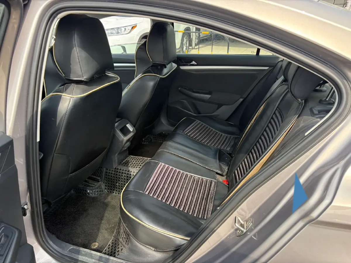 2020 Volkswagen Bora 1.5L 113HP L4 6AT,autocango,china used car exporter,china ev exporter,chinese used car exporter,chinese used ev exporter