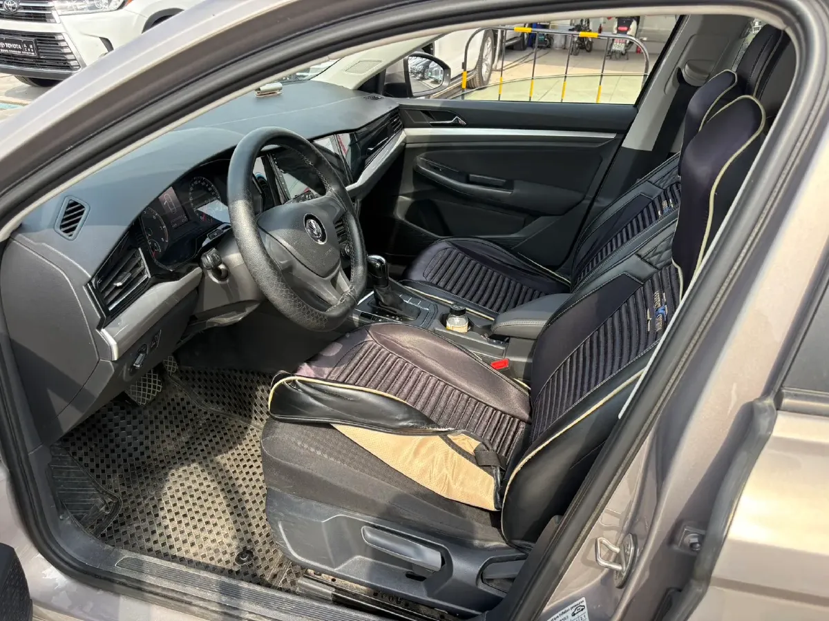 2020 Volkswagen Bora 1.5L 113HP L4 6AT,autocango,china used car exporter,china ev exporter,chinese used car exporter,chinese used ev exporter