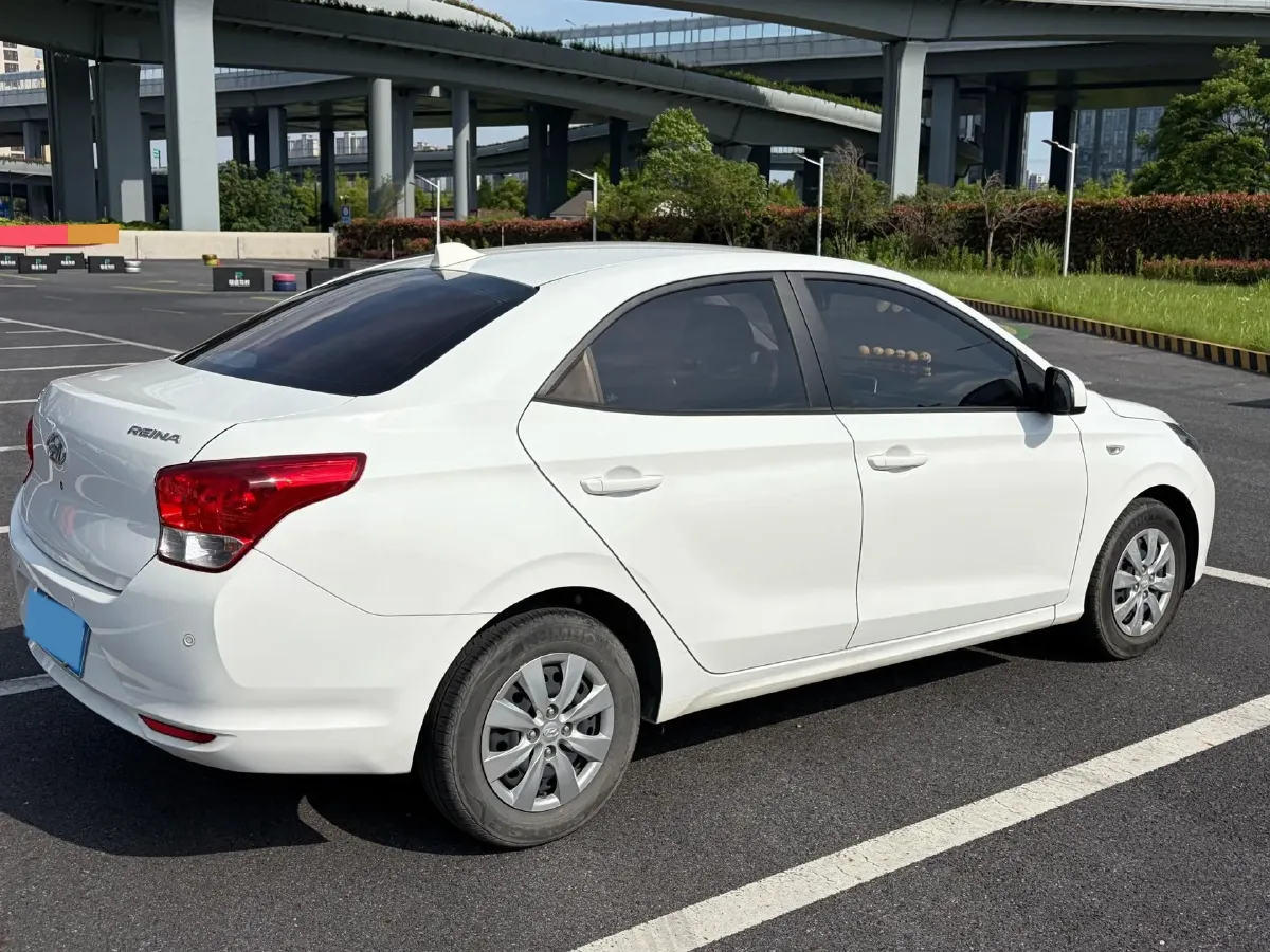 2017 Hyundai Reina 1.4L 95HP L4 5MT,autocango,china used car exporter,china ev exporter,chinese used car exporter,chinese used ev exporter