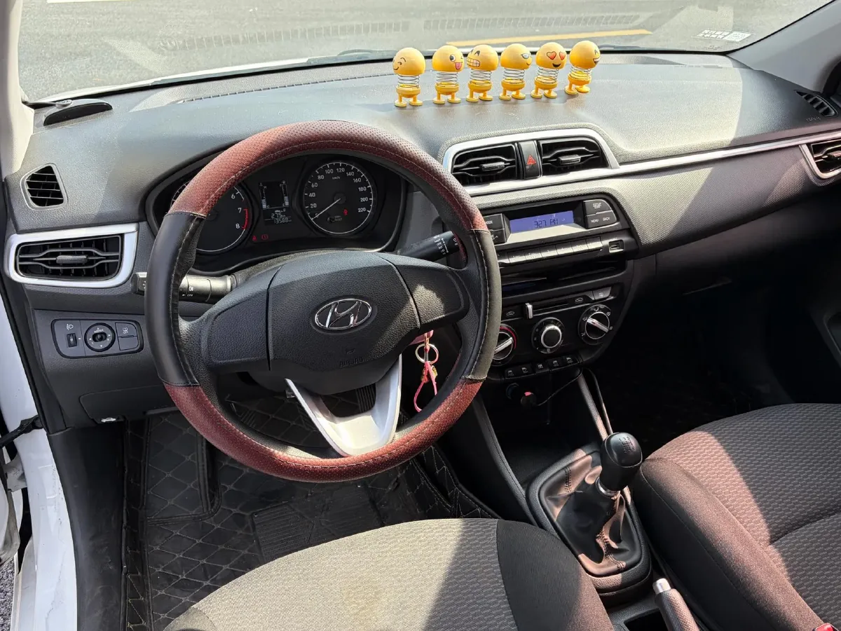 2017 Hyundai Reina 1.4L 95HP L4 5MT,autocango,china used car exporter,china ev exporter,chinese used car exporter,chinese used ev exporter