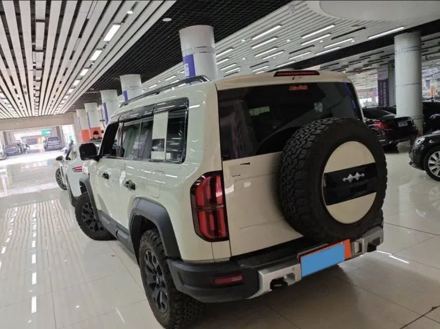 2023 FangChengBao Bao 5 1.5T 194HP L4 E-CVT PHEV 31.8KWH,autocango,china used car exporter,china ev exporter,chinese used car exporter,chinese used ev exporter